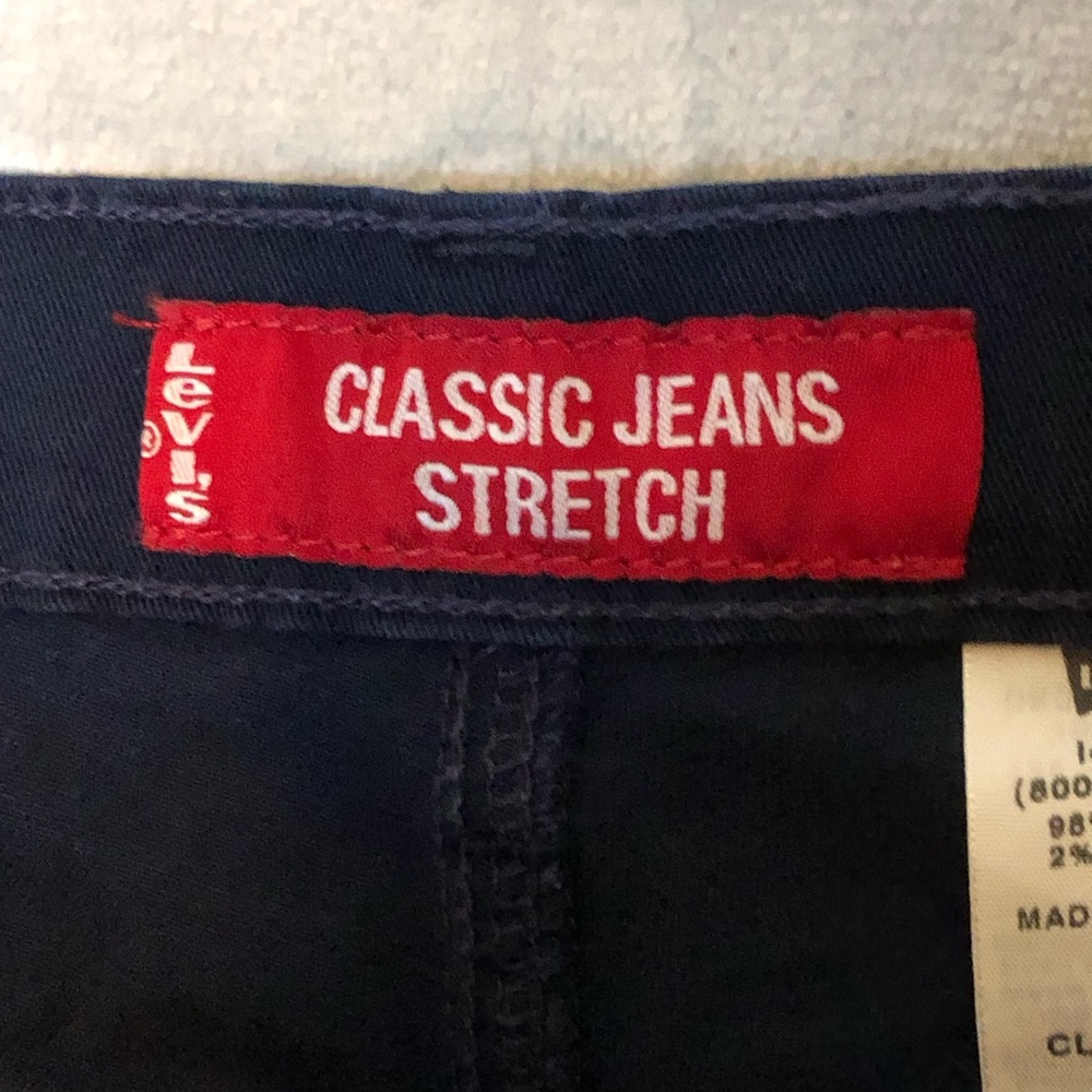 Levi's Classic Fit Stretch Jean Shorts, Dark Blue Size 16 - Picture 7 of 11